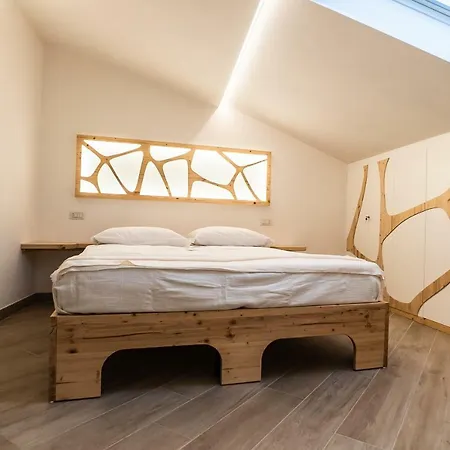 A Casa Di *